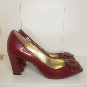 ETIENNE AIGNER vintage style heel sz 8